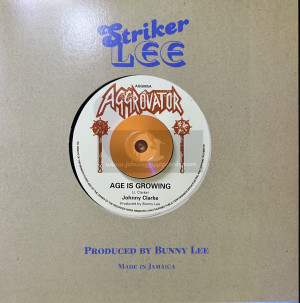 Aggrovator-7"-Age Is Growing / Johnny Clarke